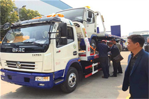 越秀汽车道路救援拖车价格